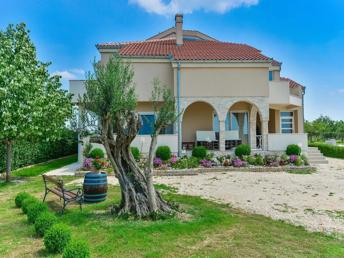 Modern Holiday Home In Pristeg With Pool