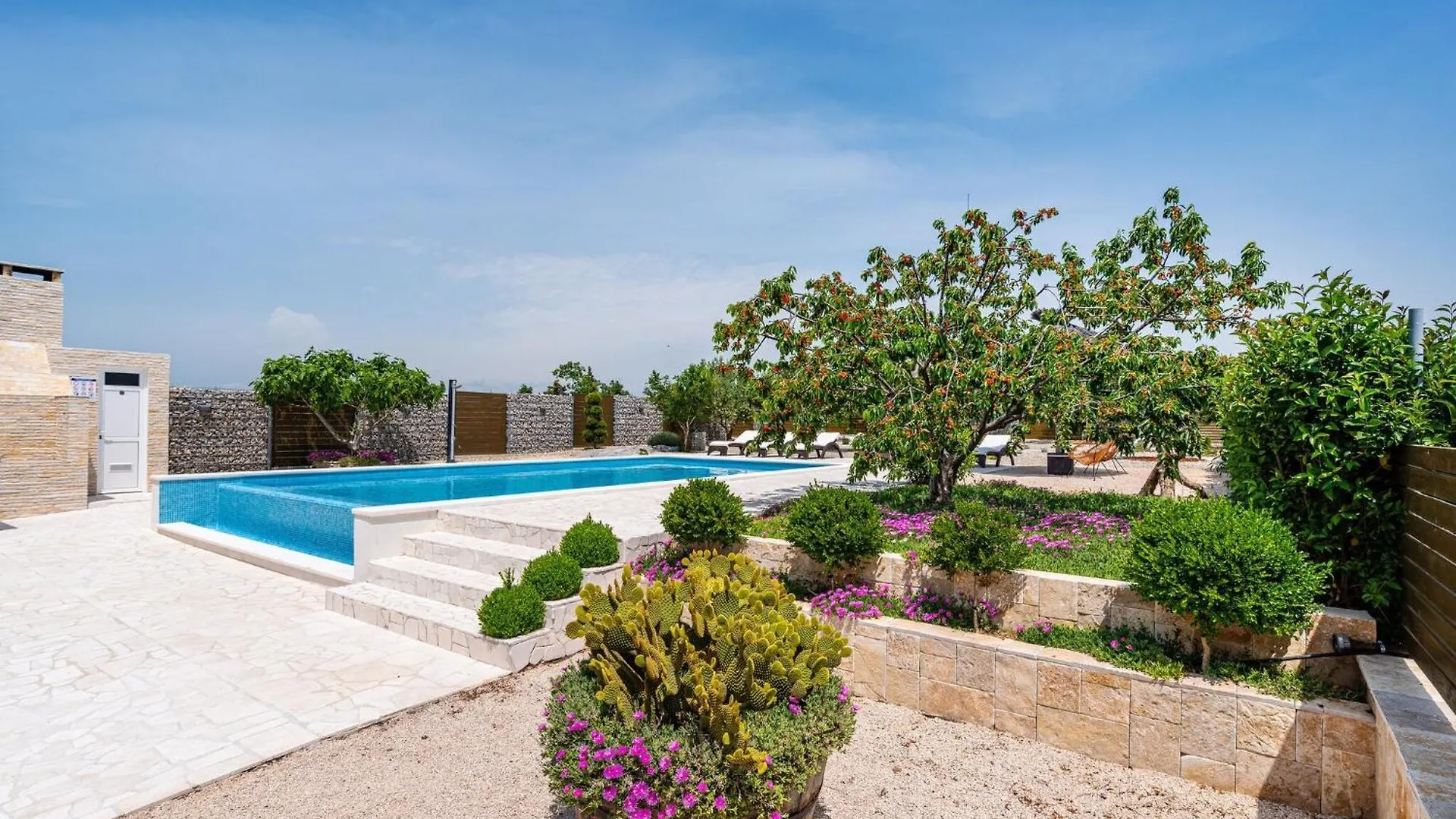 Modern Holiday Home In Pristeg With Pool 0*,