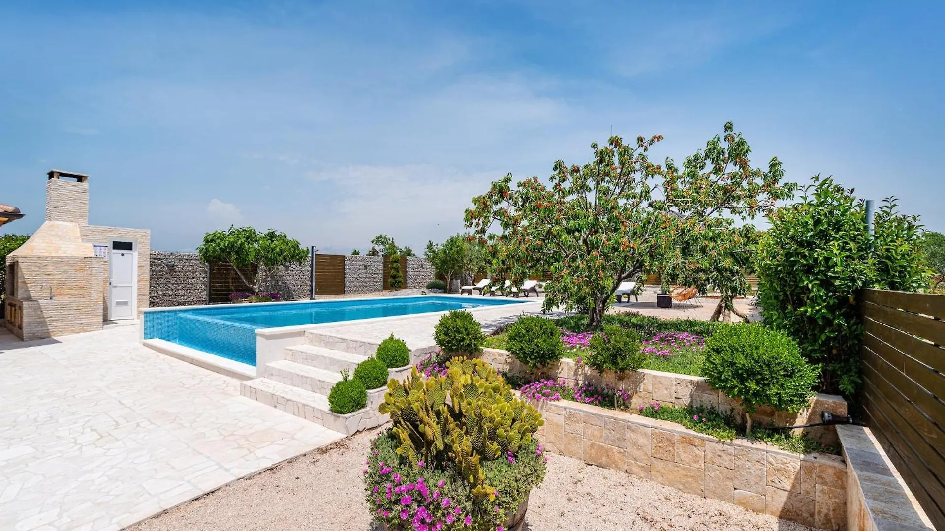 Modern Holiday Home In Pristeg With Pool