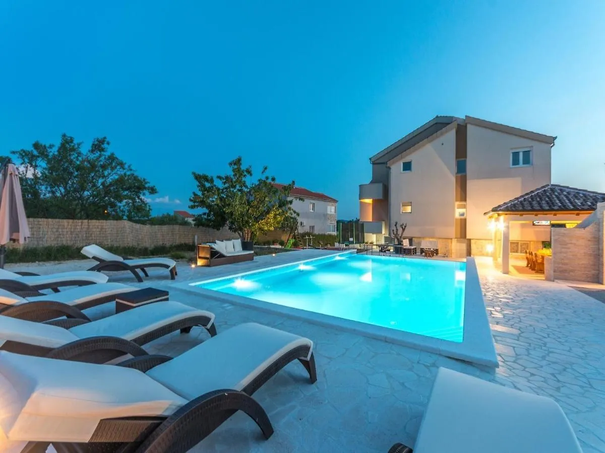 Modern Holiday Home In Pristeg With Pool