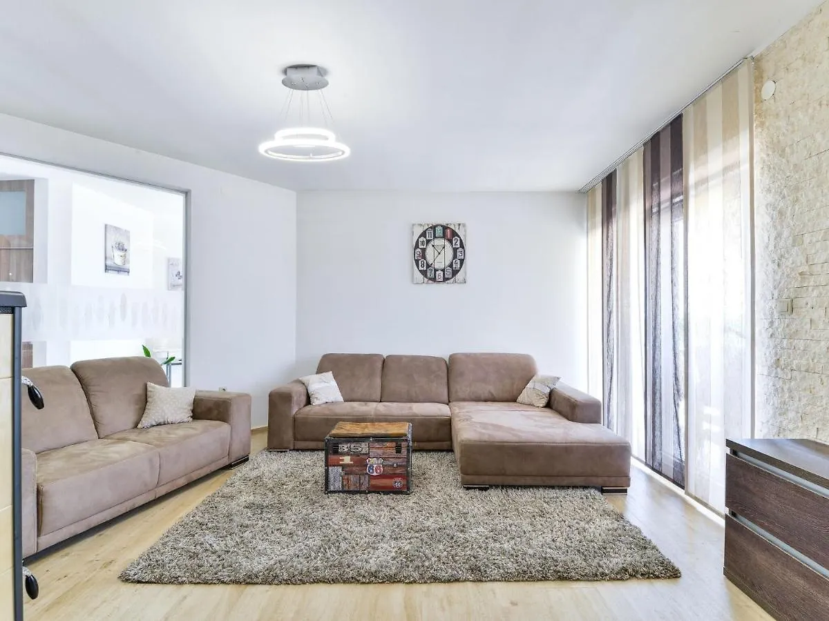 Modern Holiday Home In Pristeg With Pool