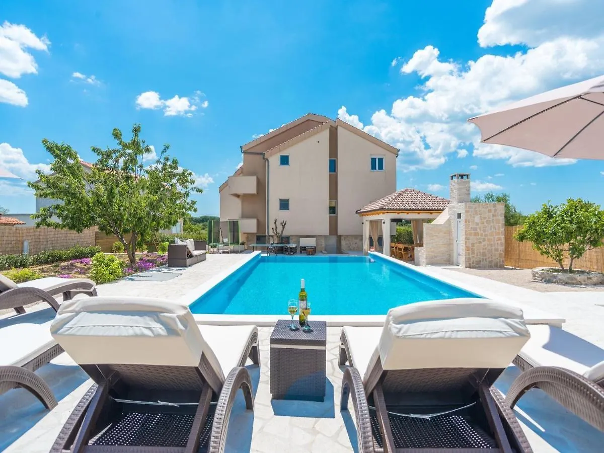 Modern Holiday Home In Pristeg With Pool